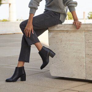 Nisolo Heeled Chelsea Commuter Boot Black | Size 8